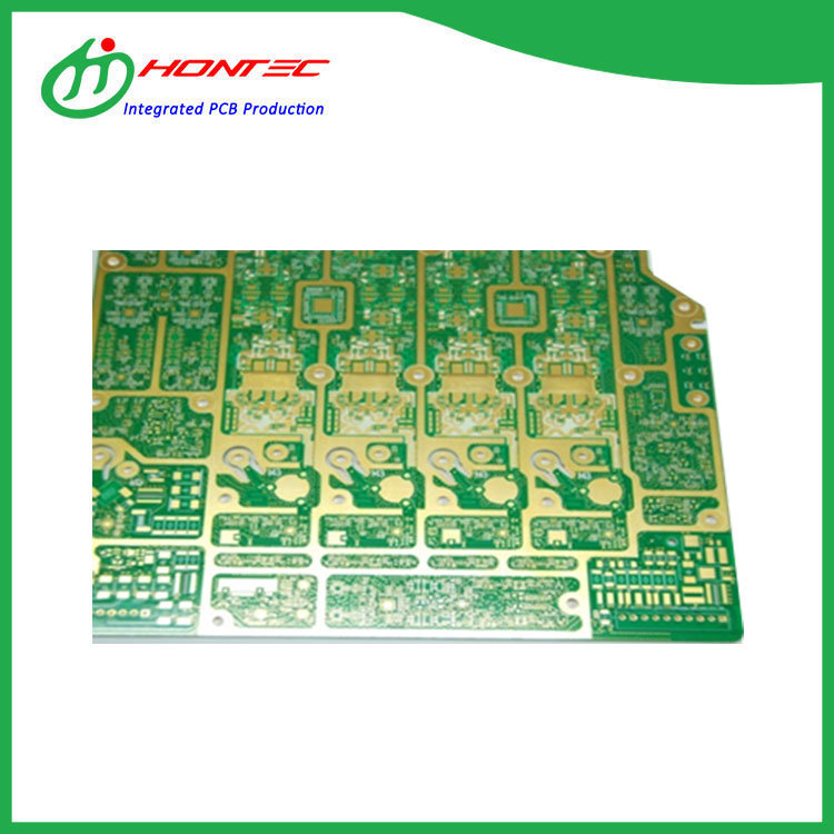 Feydeyên pêkhateyên PCB çi ne